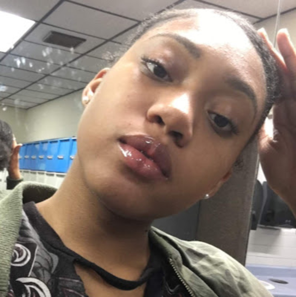 Meet your Posher, Quinniya